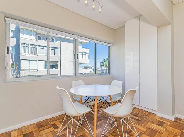 To Let 2 Bedroom Property for Rent in Sea Point Western Cape
